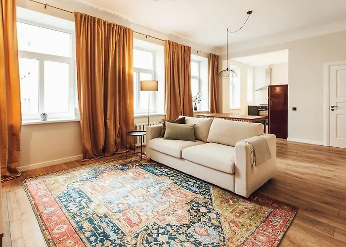 New Spacious And Cozy Apartment